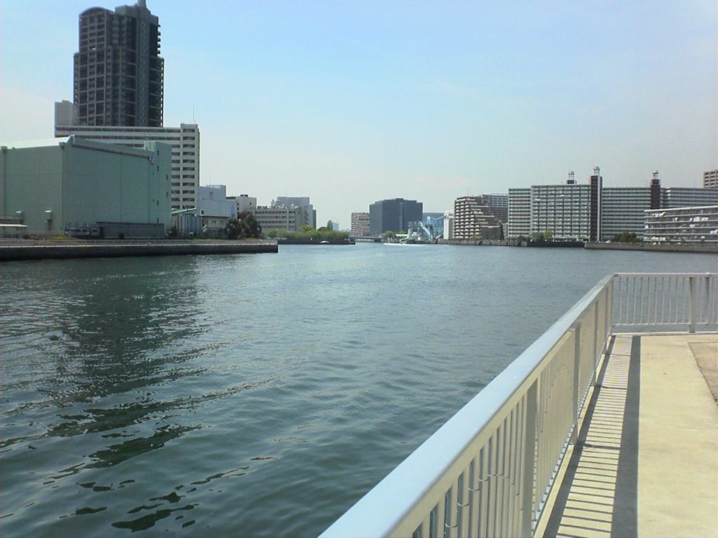 潮見運動公園 豊洲運河シーバス釣りポイントを紹介 釣果実績大の湾奥おかっぱりスポット