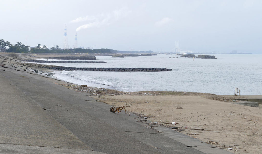 富山クロダイ釣りポイント 四方 打出海岸